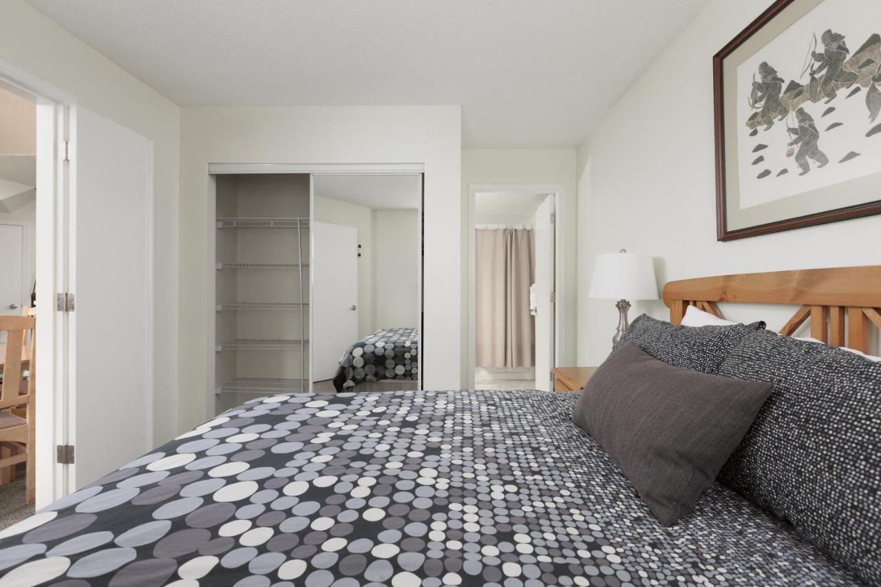 Tyndall Stone Lodge By Cozystay Signature Whistler Ngoại thất bức ảnh