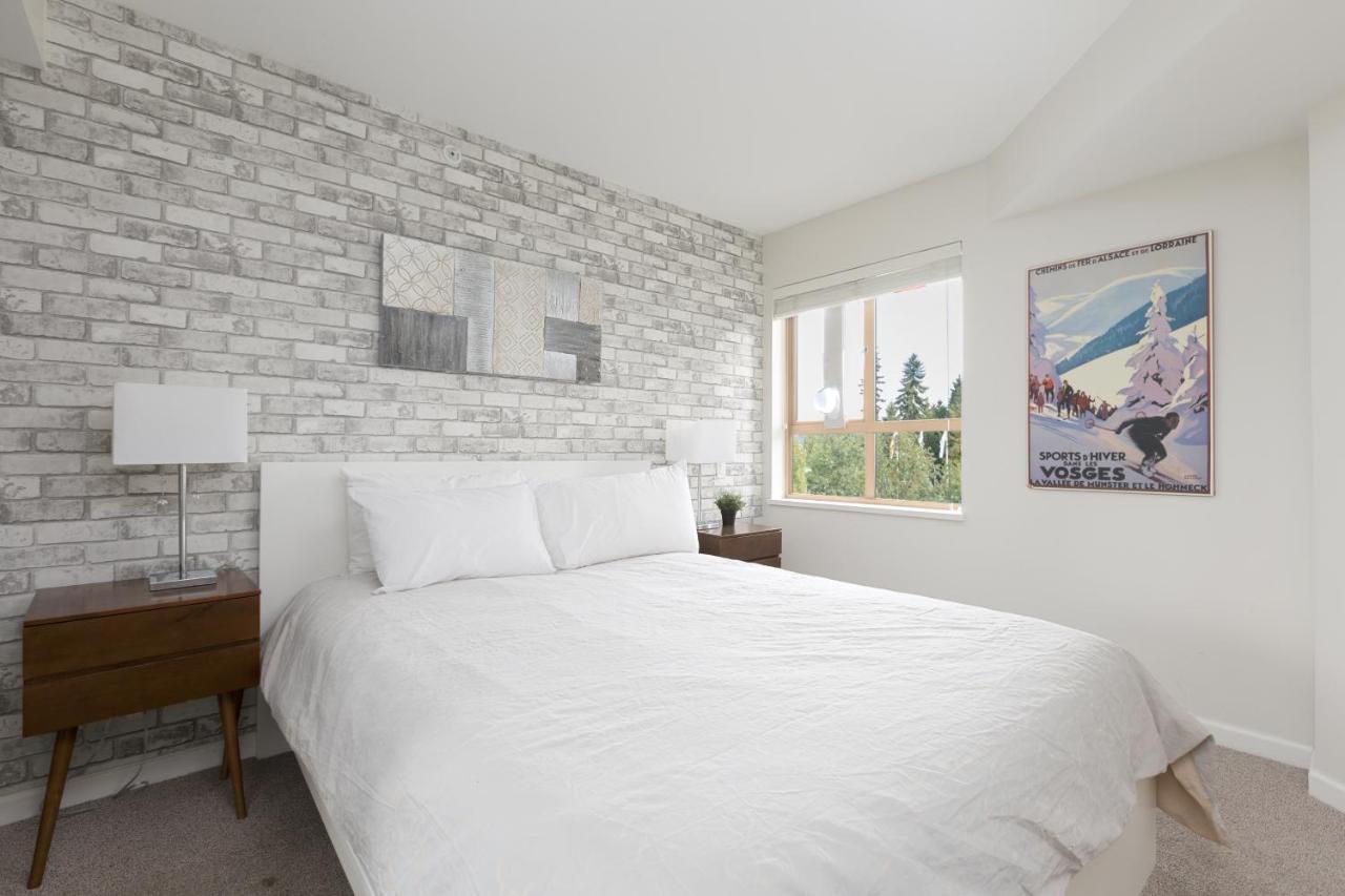 Tyndall Stone Lodge By Cozystay Signature Whistler Ngoại thất bức ảnh